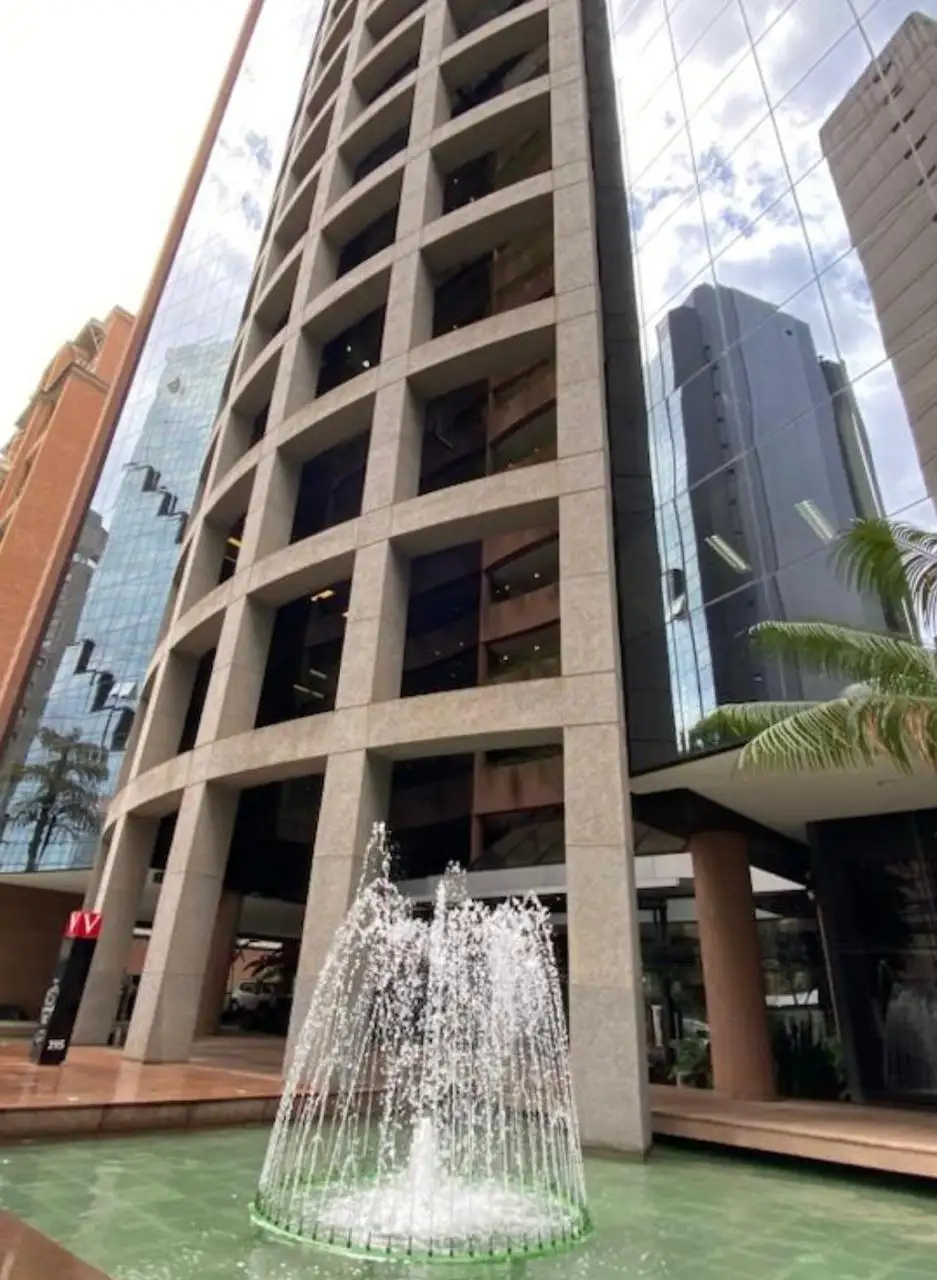 Fachada do edifício na Vila Olímpia